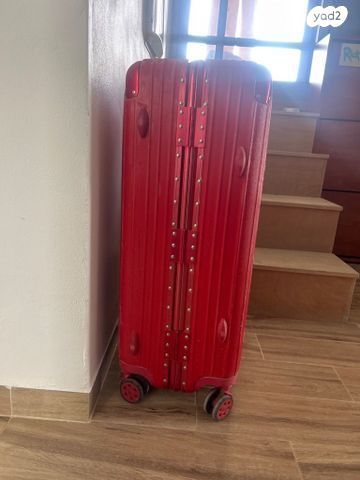מזוודה של supreme