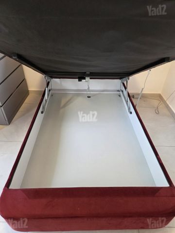 מיטה מתכווננת 120X190 למסירה