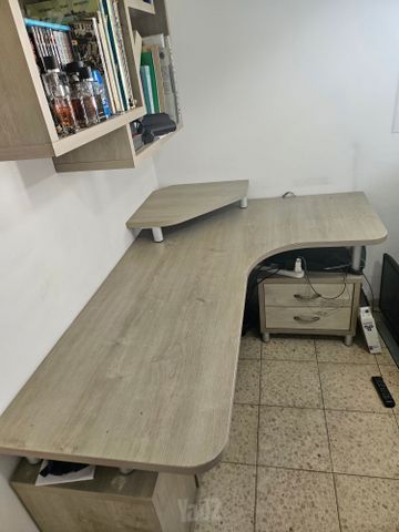 שולחן עבודה