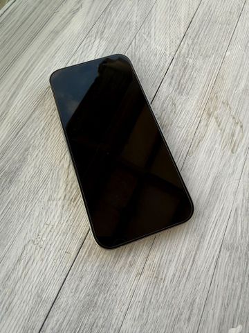 אייפון 15 פרו / 256 GB