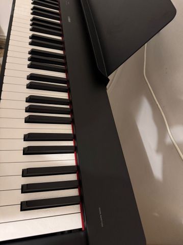 פסנתר חשמלי Yamaha P-225