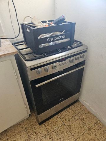 רהיטים