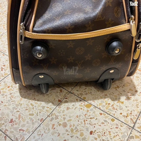 תיק נסיעות