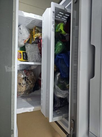 מקרר ענק