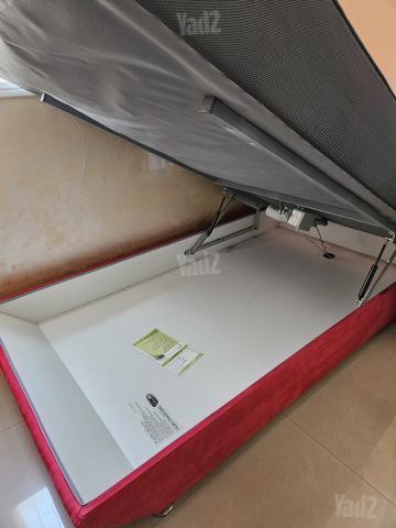 מיטה וחצי מתכווננת