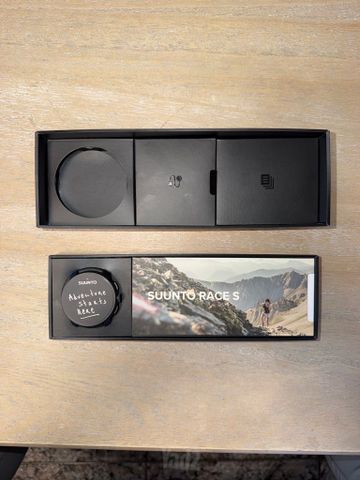 שעון חכם Suunto Race S