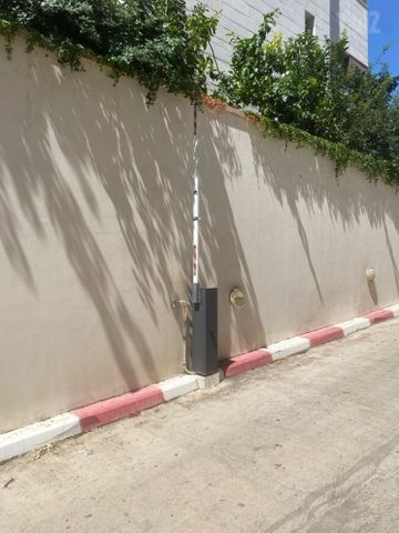 שער חשמלי