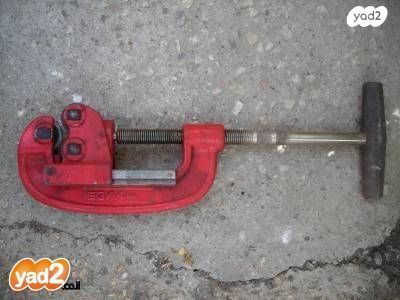 חותך צינורות