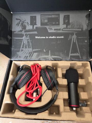 Focusrite Scarlett 2i2