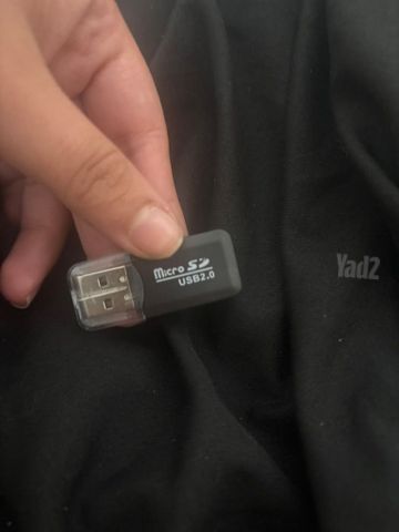 USB / קורא כרטיסי microSD