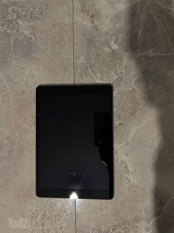 iPad 9