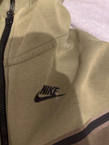 Nike tech fleece