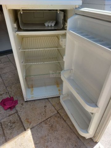 מקרר משרדי