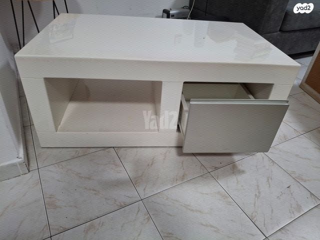 שולחן ומזנון