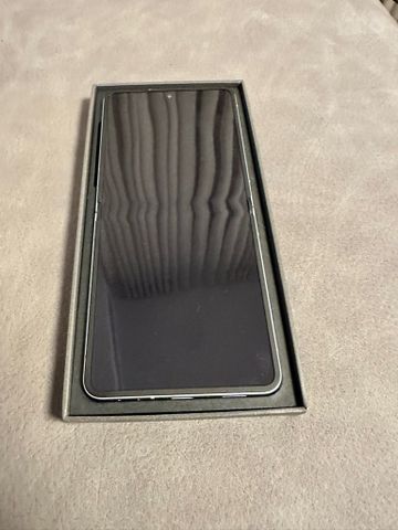 Flip 7 כמו חדש!