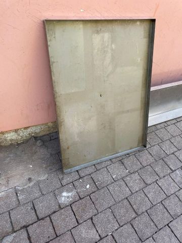 מדף נירוסטה