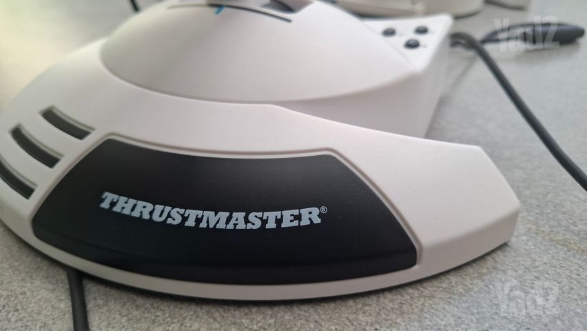 בקר טיסה Thrustmaster Hotas
