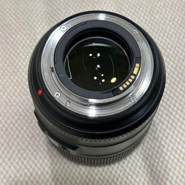Canon 85mm F1.4 EF
