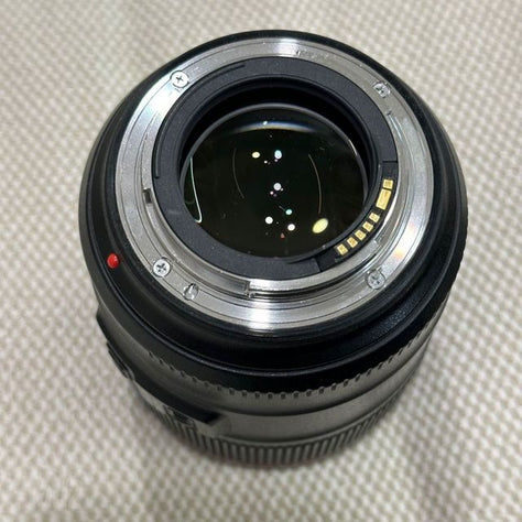 Canon 85mm F1.4 EF