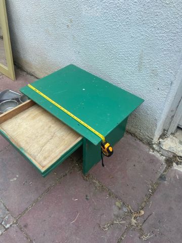שולחן
