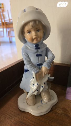 פסלים מפורצלן