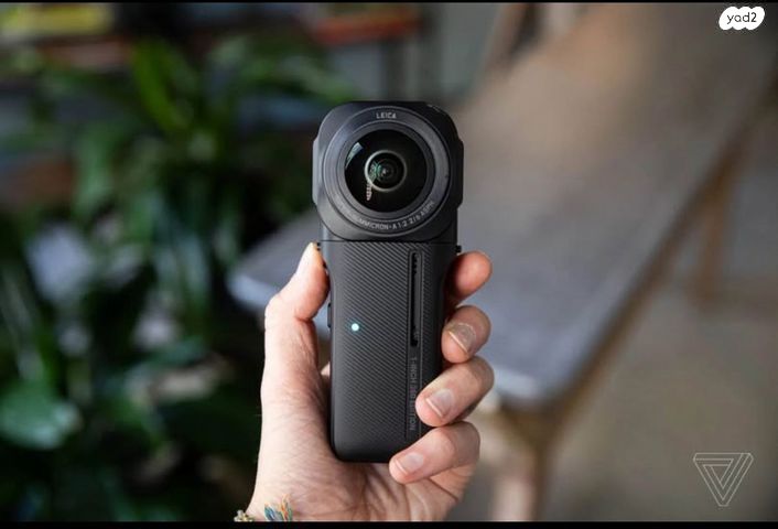 מצלמה  insta 360 RS- 1 inch