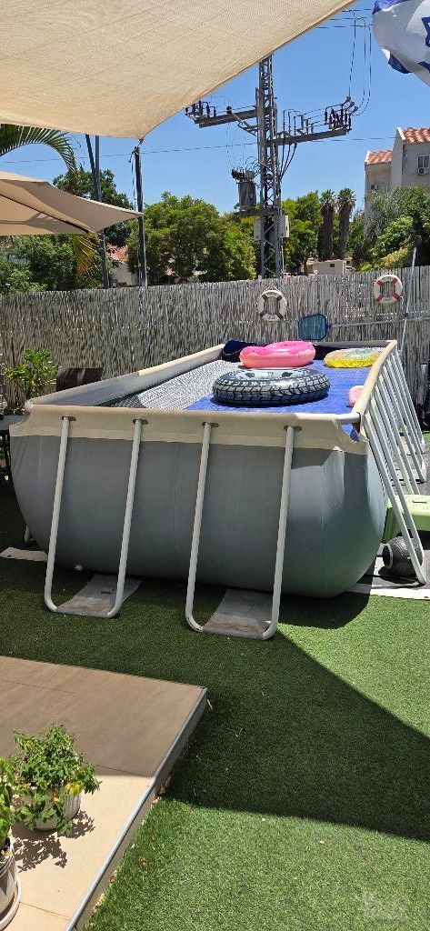 בריכת אינטקס