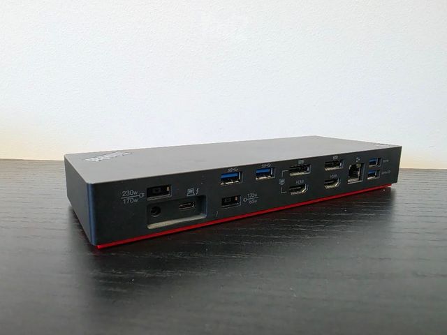 תחנת עגינה Lenovo