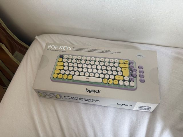 Logitech POP Keys חדשה