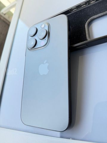 אייפון 15 פרו , 256gb