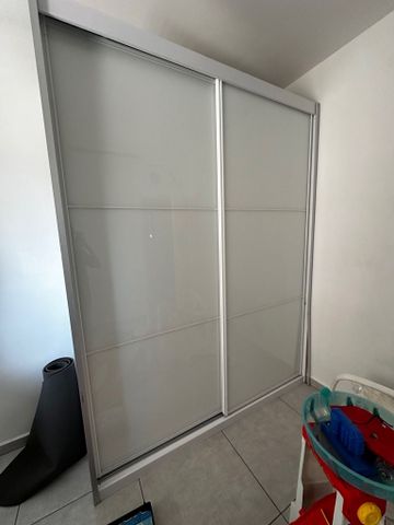 ארון בגדים