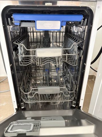 מדיח כלים de longhi