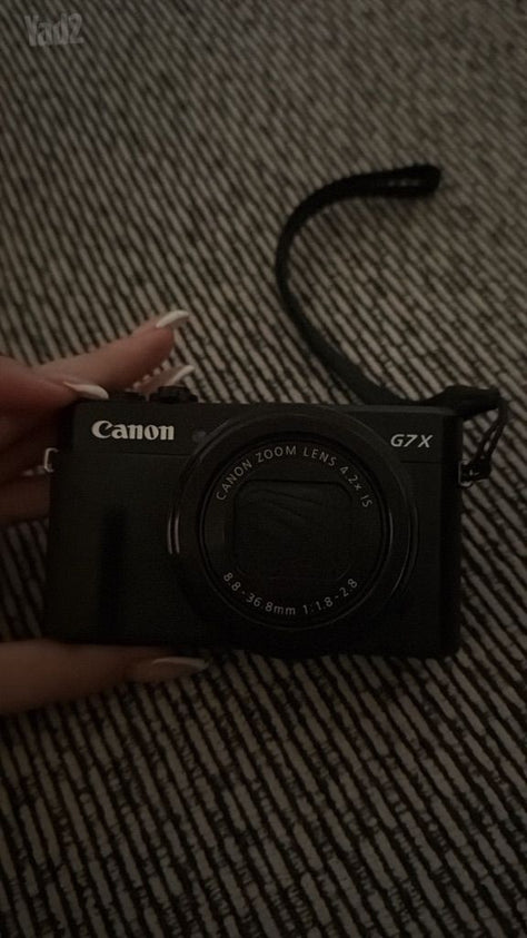 מצלמת Canon G7X
