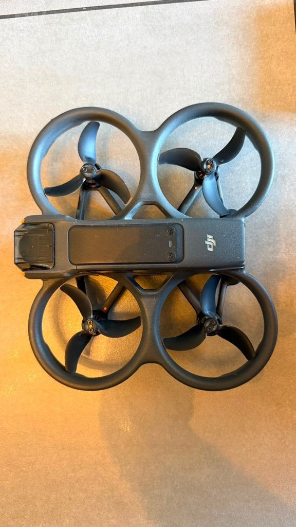 DJI