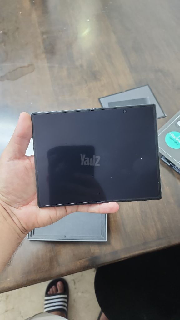 Z fold 8 1TB 16GB ram