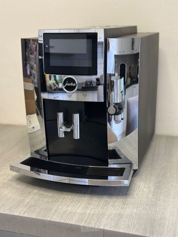 מכונת קפה jura S8