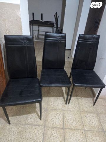 כסאות