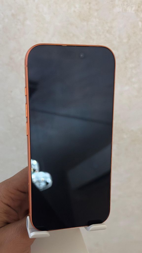 Iphone 17 pro 
256 g