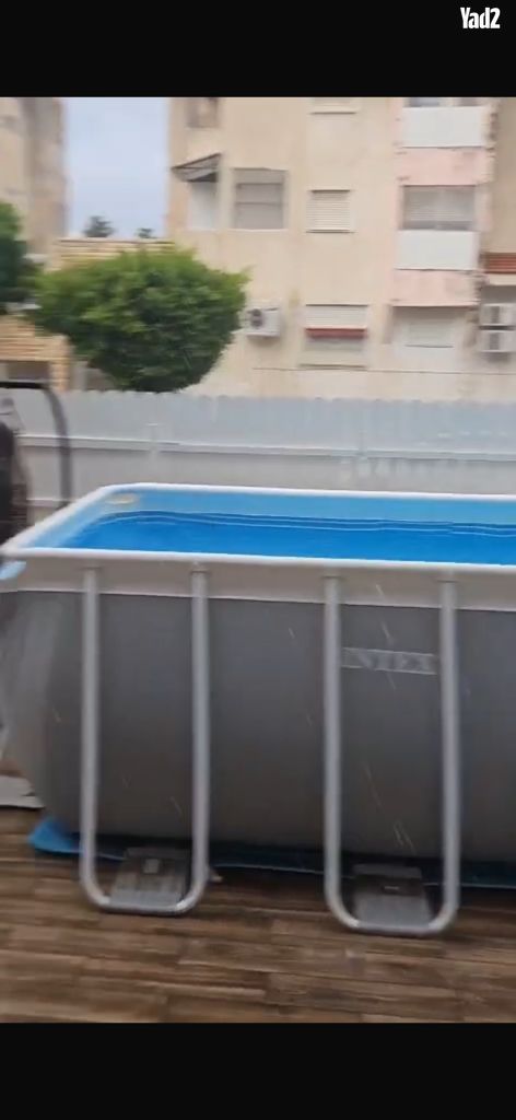 בריכה