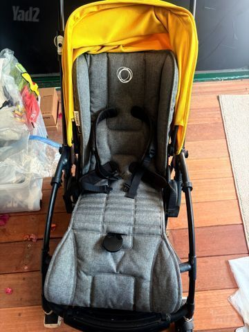 עגלת Bugaboo Bee צהובה