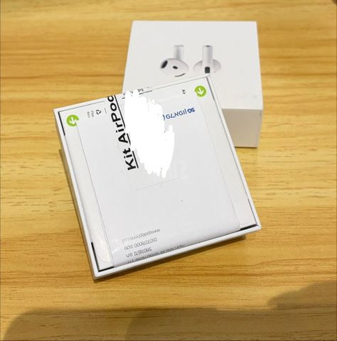 Airpods 4
