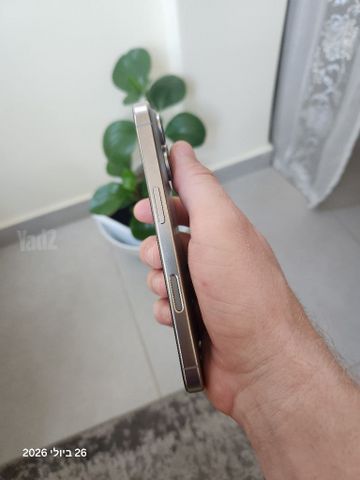 אייפון 16 פרו