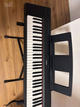 אורגן yamaha np15b עם מעמד