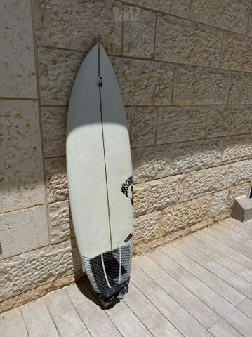 גלשן שורט