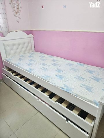 מיטת חבר