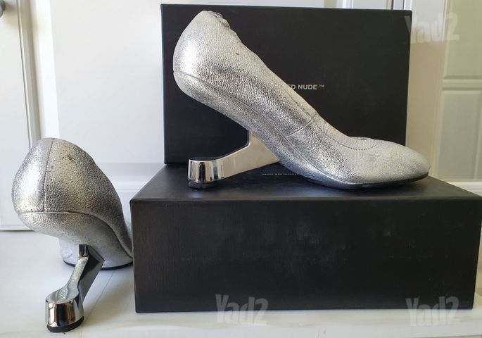 נעלי עקב United Nude