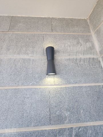 מנורת קיר