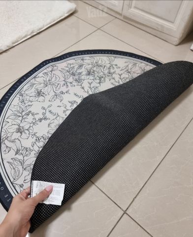 שטיח עגול קוטר 80