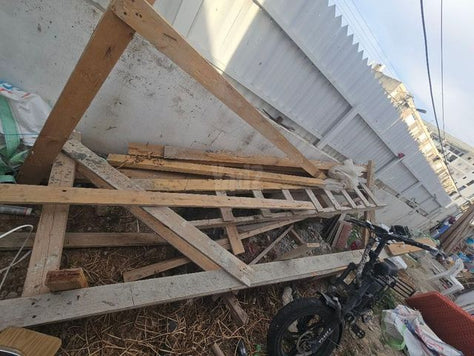 קרשים ולוחות