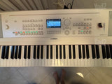 YAMAHA DGX 670
